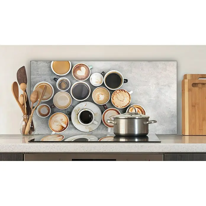 CUCINE Küchenrückwand - Coffee Love, 80 x 40 cm, Stärke: 6 mm, Einscheibensicherheitsglas (ESG) - Herdabdeckung mit Kaffeetassen-Motiv, inklusive Kochtopf und Küchenutensilien für eine stilvolle Küchengestaltung.