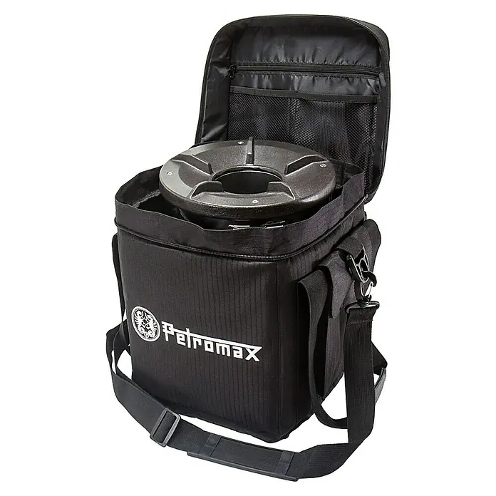 Petromax Transporttasche Raketenofen - L x B x H: 34,5 x 34,5 x 32 cm, Nylon - Petromax Feuerstelle in Transporttasche. Robuste Tasche mit Tragegurt, ideal für den Transport und die Lagerung der Feuerstelle, schützt vor Beschädigungen.