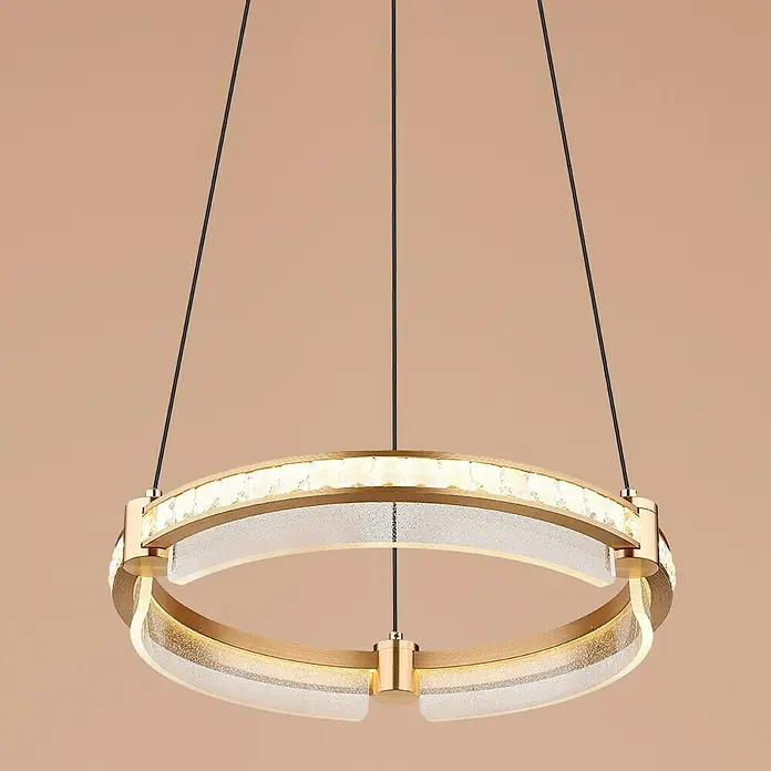 Globo Blondie LED-Pendelleuchte - 36 W, 40 x 120 cm, Gold, Gold, Mehrfarbig - Elegante LED-Hängeleuchte in Goldoptik. Die moderne Ringform mit Kristallakzenten sorgt für stilvolle Beleuchtung im Raum.