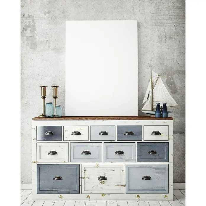 Bondex Vintage Farbe - Silber, 375 ml - Vintage Kommode mit maritimer Dekoration und einer leeren Leinwand für individuelle Gestaltungsideen.