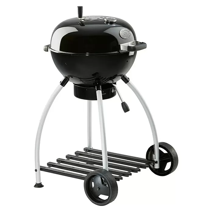 Rösle Holzkohlegrill No.1 Sport F50 - Durchmesser Grillfläche: 50 cm, Schwarz - Ein schwarzer Kugelgrill mit Deckel, Thermometer, weißen Beinen, zwei Rädern und einer Lamellenablage unten.
