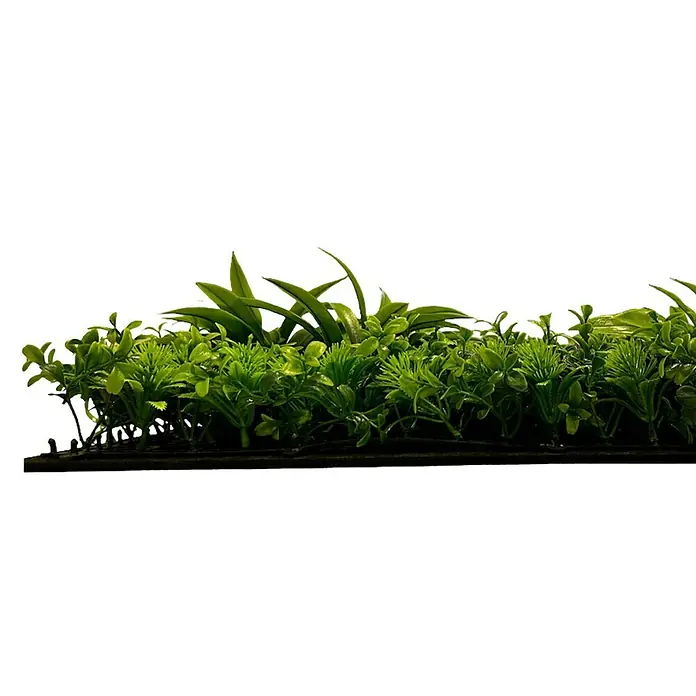 Jangal Wandpaneel Flora - Tropical Mixed, 520 x 520 x 40 mm - Blick auf eine dekorative grüne Pflanzenwandpaneele mit verschiedenen Grüns, die einen Hauch von Natur in jeden Raum bringen.