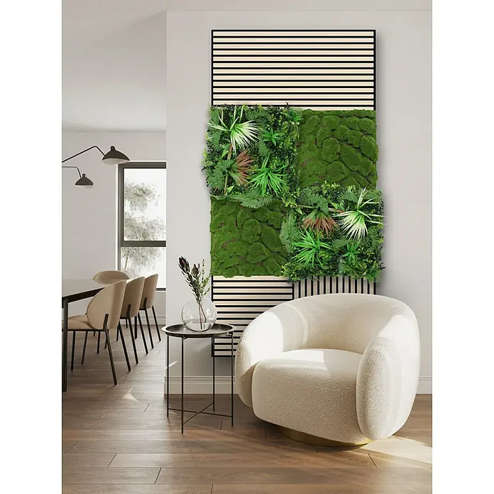 Jangal Wandpaneel Flora - Exotic Mixed Flora, 520 x 520 x 50 mm - Elegantes Wohnzimmer mit einem vertikalen Moosgarten an der Wand, der Natur und Design stilvoll vereint. Ein echter Hingucker!