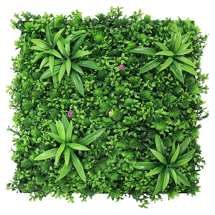 Jangal Wandpaneel Flora - Tropical Mixed, 520 x 520 x 40 mm - Quadratisches Kunstpflanzen-Wandpaneel mit verschiedenem Grün und kleinen Akzentblüten.