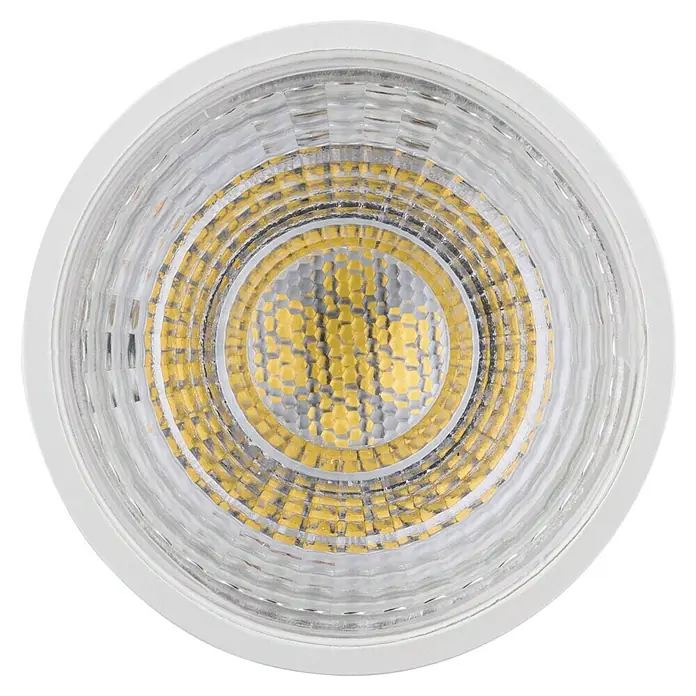 Paulmann LED-Lampe Reflektor Standard - GU10, Dimmbar, Neutralweiß, 460 lm, 7 W, 1 Stk., Weiß matt - Nahaufnahme einer LED-Lampe, die das komplexe Design und die leuchtende Technologie hervorhebt.