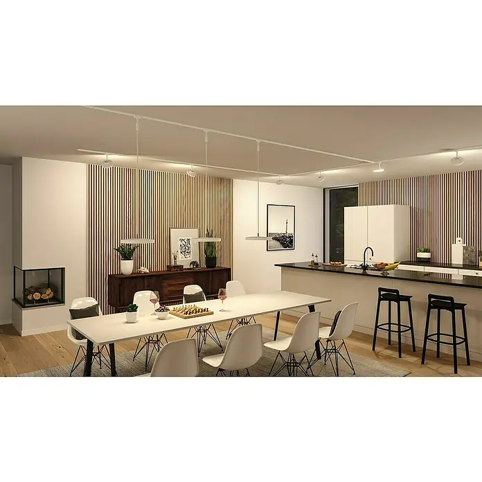 Paulmann URail L-Verbinder - L x B x H: 62 x 62 x 18 mm, Signalweiß - Eine moderne Esszimmer- und Küchenbeleuchtung mit einem Schienensystem und Pendelleuchten, die eine elegante Atmosphäre schafft.