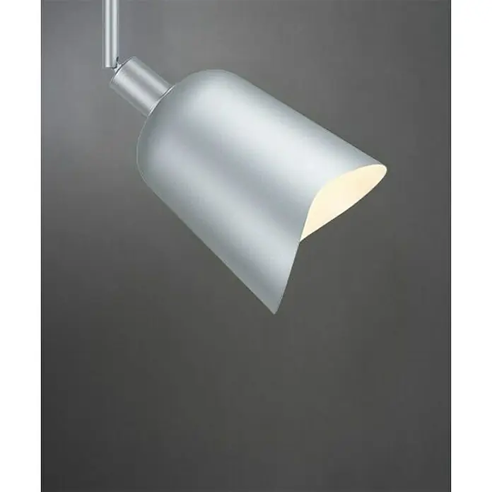 Paulmann URail Lampenschirm Alvaro - E14, Ø x H: 14,4 x 17 cm, Chrom - Nahaufnahme einer modernen, silbernen Deckenleuchte, die Licht ausstrahlt und ein minimalistisches Design aufweist.