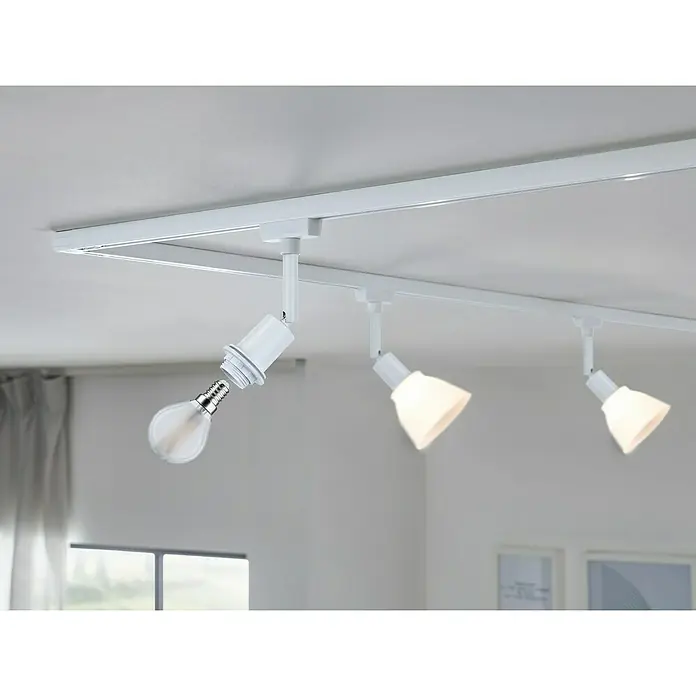 Paulmann URail LED-Spot DecoSystems - Lampenfassung: E14, Farbe: Signalweiß - Deckenleuchte mit verschiedenen Lampen, darunter eine nicht installierte Glühbirne.