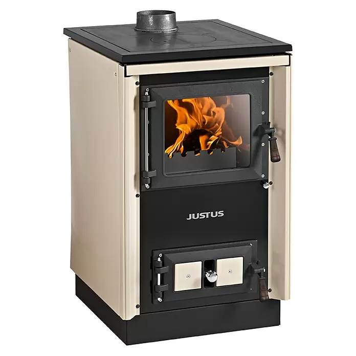 Justus Küchenherd Rustico-50 2.0 - 7 kW, Raumheizvermögen: 144 m³, Creme - Cremefarbener und schwarzer Holzofen mit Glastür, Flammen, Kochplatte und "JUSTUS"-Logo.