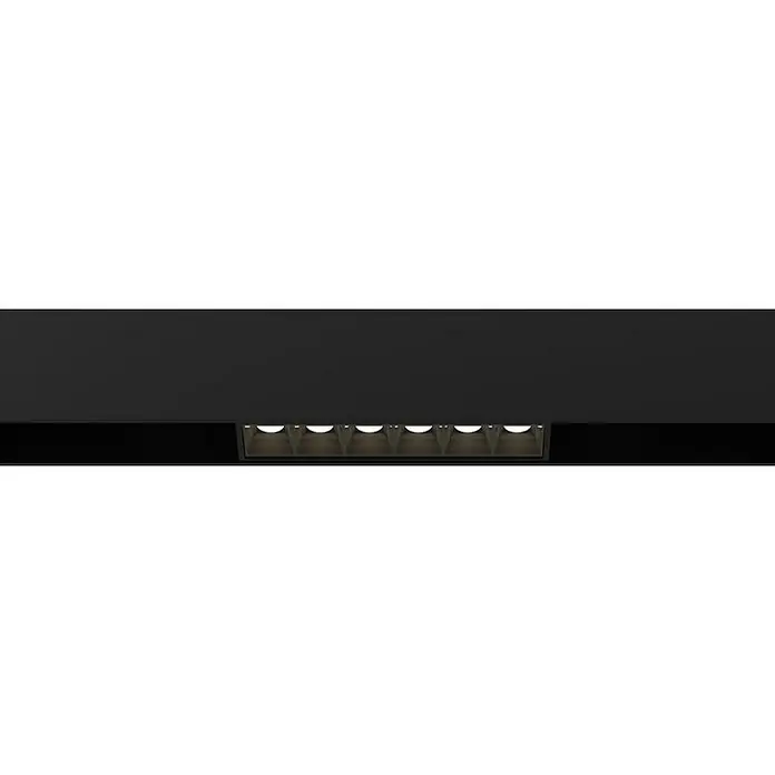 Panaled Foco para riel Albacete magnético - 6 W, Negro, 5 ud. - Primer plano de una lámpara de techo LED negra, que combina diseño moderno y funcionalidad en un elegante accesorio de iluminación.