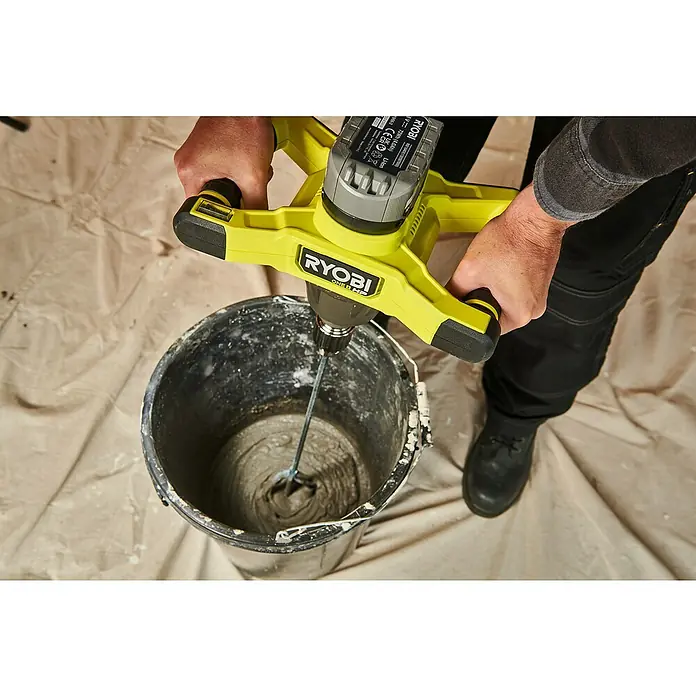 Ryobi ONE+HP Akku-Rührwerk RPM18X-0 - 18 V, Anzahl Akkus: Ohne Akku - Ein RYOBI ONE+ HP Mischer vermischt Mörtel in einem Eimer, ideal für Bau- und Renovierungsprojekte, mit optimaler Leistung und Komfort.