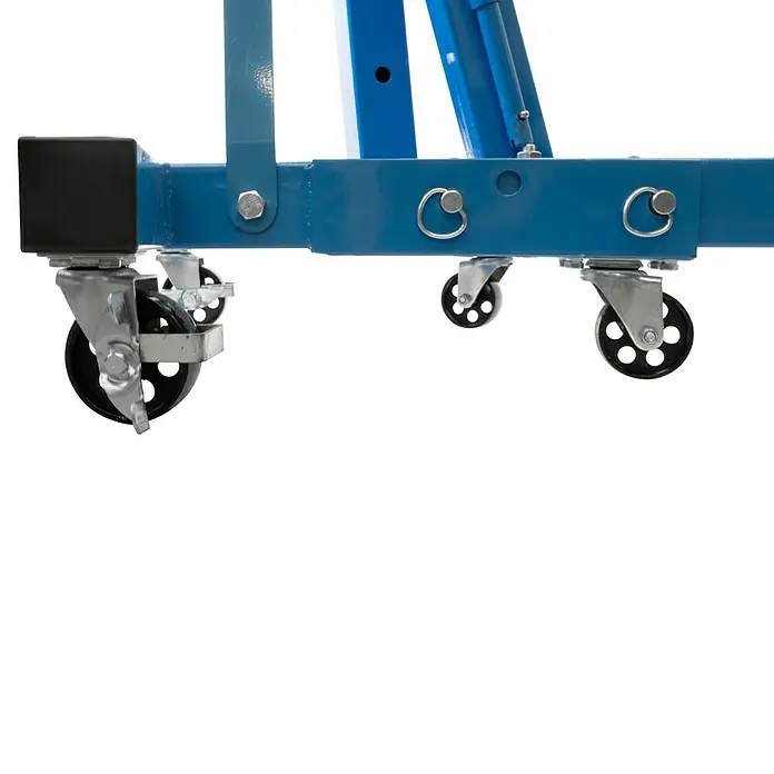 Güde Werkstattkran - Traglast: 1.000 kg, Hubhöhe: 2.160 mm - Nahaufnahme der Rollen eines blauen Werkstattkrans, die für Mobilität und einfache Handhabung in der Werkstatt sorgen.