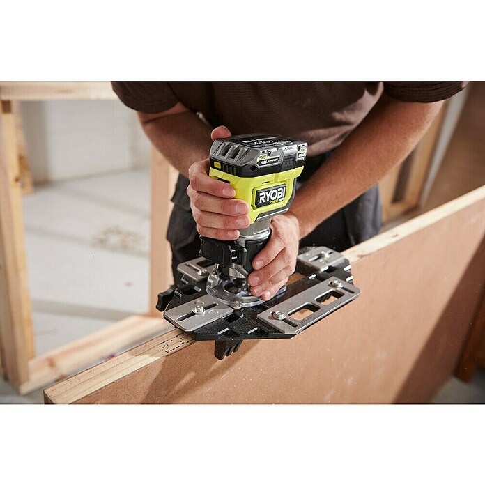 Ryobi ONE+HP Akku-Kantenfräser RTR18C-0 (18 V, Ohne Akku) | BAUHAUS