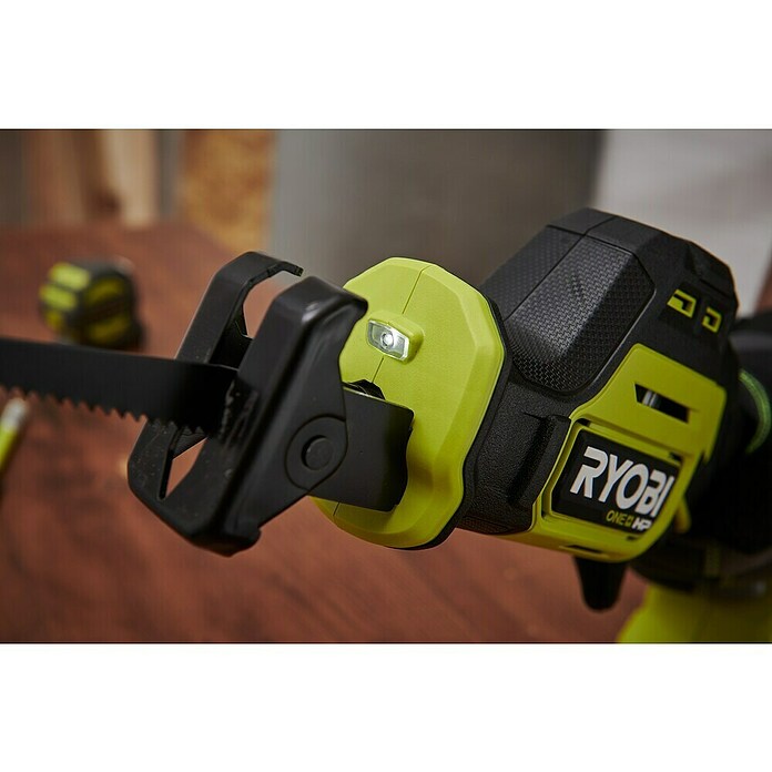 Ryobi ONE+HP Akku-Säbelsäge RRS18C1-0 (18 V, Ohne Akku, Leerlaufdrehzahl: 0 U/min - 3 200 U/min, Hublänge: 23 mm) | BAUHAUS