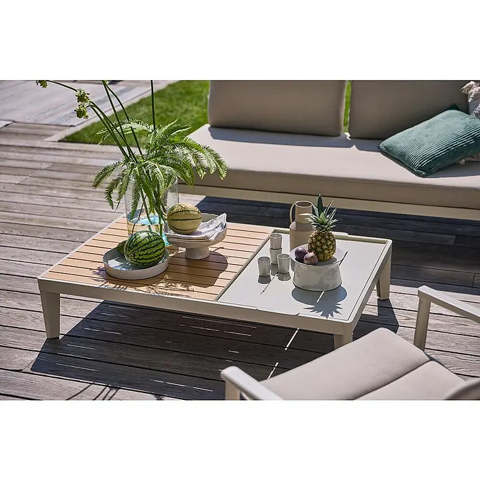 Sunfun Solo Garten-Couchtisch - L x B x H: 120 x 72 x 26 cm, Aluminium, abnehmbares Tablett, Light-Greige - Stilvoller Outdoor-Tisch mit Dekor, ideal für Garten oder Terrasse, mit Wassermelone, Melone und Ananas, die eine frische, sommerliche Atmosphäre schaffen.