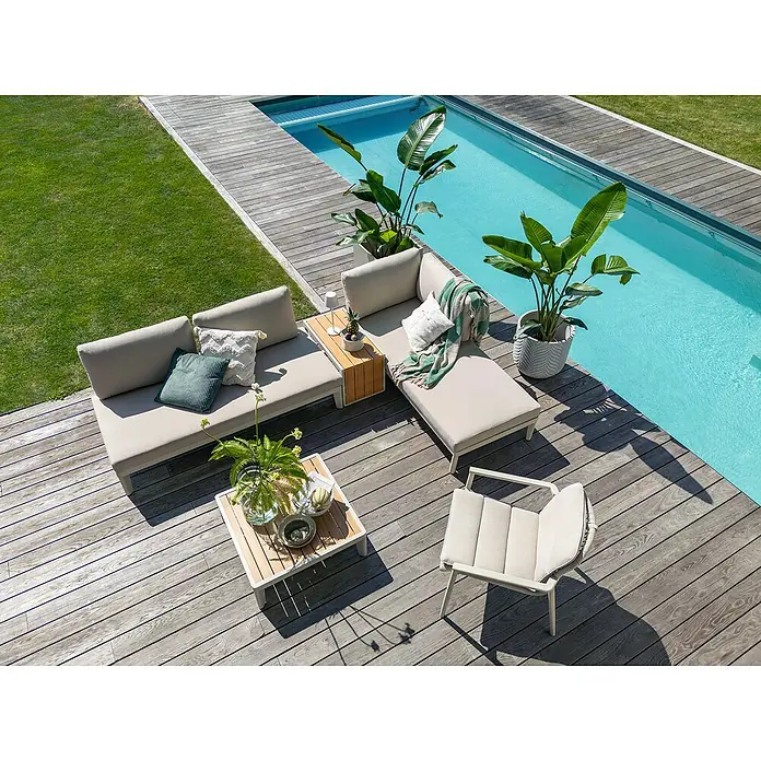 Sunfun Solo Rope Sofá de conjunto - An x Pr x Al: 167,5 x 86,5 x 66 cm - Un elegante juego de salón con sofá, sillón y mesa en un patio junto a una piscina rodeada de vegetación. ¡Pura relajación!