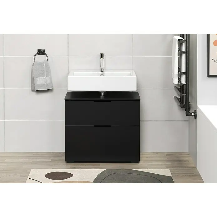 Riva Waschtischunterschrank Space - B x T x H: 65 x 32 x 57 cm, Schwarz, Matt - Ein moderner Badezimmerunterschrank in Schwarz mit einem Aufsatzwaschbecken in Weiß. Die Kombination bietet Stauraum und ein stilvolles Design.