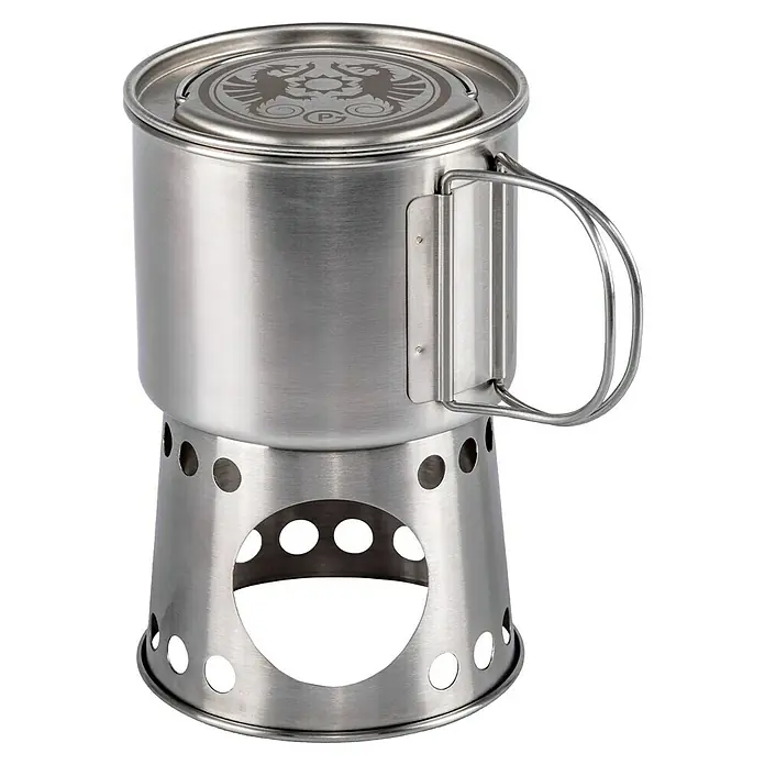 Petromax Kochbecher - Edelstahl - Metalltasse mit Deckel und Kochereinsatz. Die Tasse hat einen klappbaren Griff und ist ideal für Outdoor-Aktivitäten.