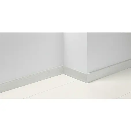 Parador  Sockelleiste Eiche D146