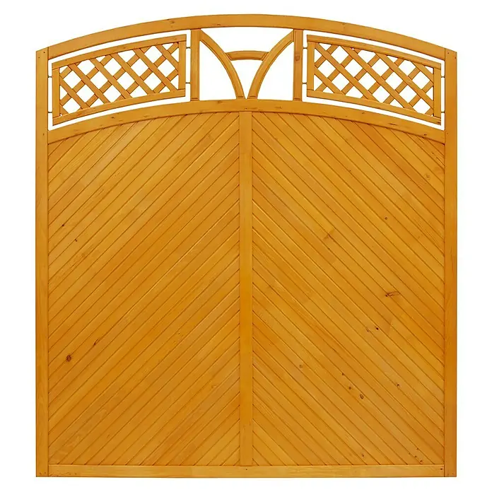 Andrewex Sichtschutzelement Toulon - 180 x 180/195 cm, Pinie - Das Bild zeigt ein Gartentor aus Holz mit einem diagonalen Lattenmuster und einem dekorativen oberen Rahmen. Das Holztor strahlt natürliche Schönheit aus.