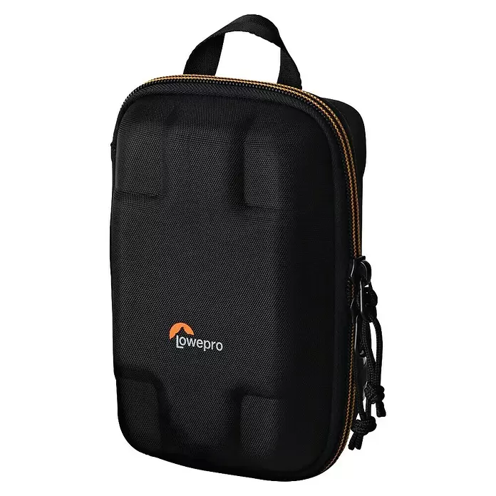 Hama Wifi Überwachungskamera - Weiß, Erfassungswinkel: 110 ° - Schwarze, texturierte Lowepro Kameratasche mit gelben Reißverschlüssen und Tragegriff, zur sicheren Aufbewahrung von Ausrüstung.