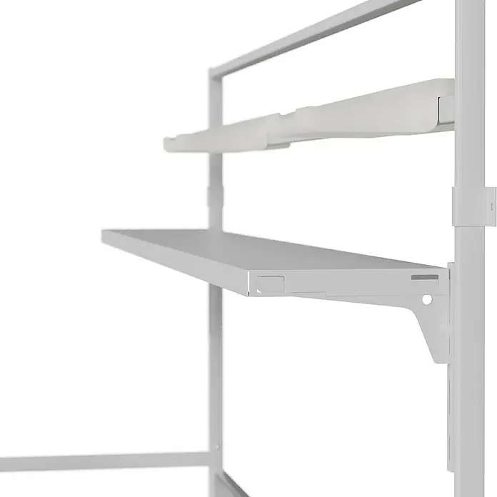 Komplettspüle Ben - 113 x 56 cm, Weiß - Nahaufnahme eines weißen Regalsystems mit mehreren Ebenen und minimalistischem Design, ideal für moderne Wohnräume.