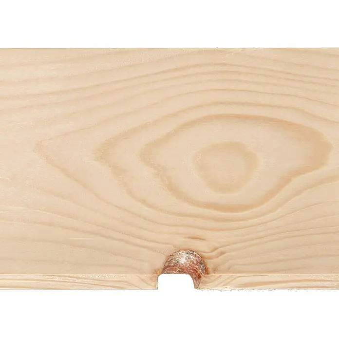 Rauhspund - Fichte, 3.000 x 96 x 19 mm - Nahaufnahme eines Holzbrett mit einem Astloch, das die natürliche Textur und Maserung des Holzes hervorhebt.