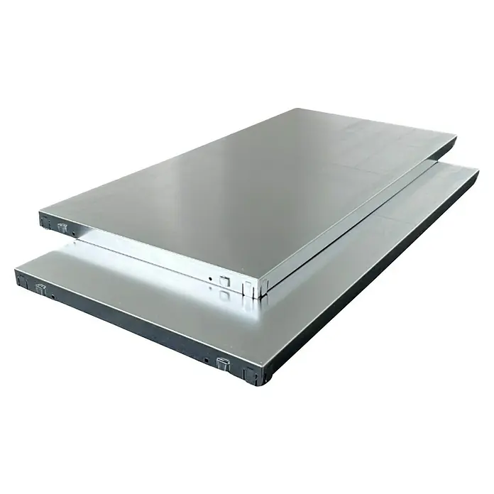 Schulte Metallregal Power Max - H x B x T: 190 x 100 x 50 cm, Traglast pro Boden: 65 kg, Anzahl Böden: 4 Stk., Stecken, Silber - Zwei gestapelte, silberne Metallregale. Das obere Regal liegt teilweise auf dem unteren Regal.