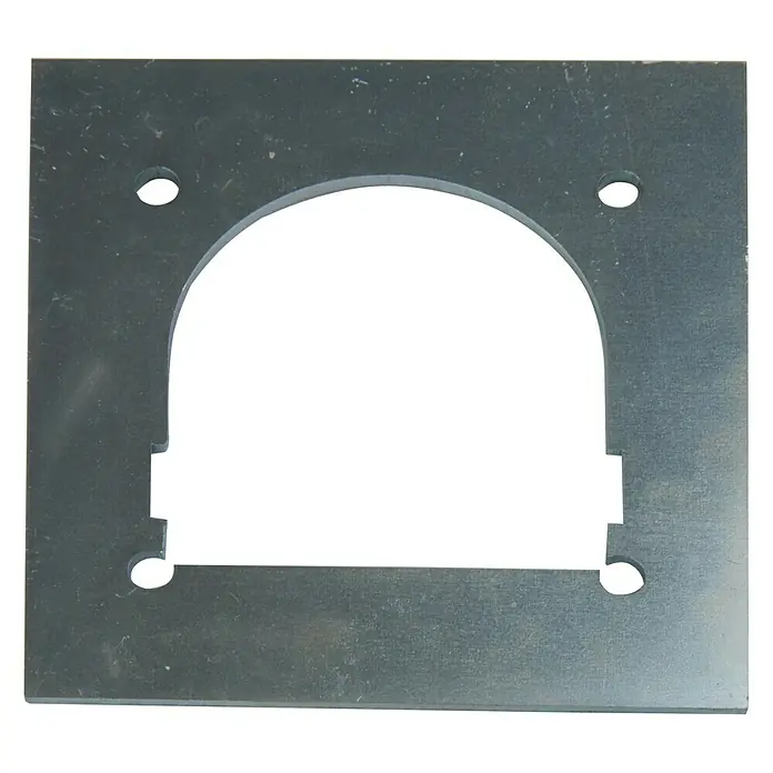 UniTEC Gegenplatte Profi - Passend für: UniTEC Zurrmulde Profi, Aluminium, Verzinkt - Metallplatte mit einer rechteckigen Form, einer halbrunden Aussparung und vier Löchern. Ideal für industrielle Anwendungen und Befestigungen.