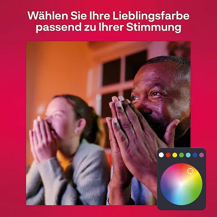 Innr Lighting Smart-LED-Lampe Bulb Colour - E27, Dimmbar, RGBW, 806 lm, 8,5 W, 2 Stk. - Zwei Personen erleben Stimmungsbeleuchtung, gesteuert von einem Farbselector auf warme Töne eingestellt.