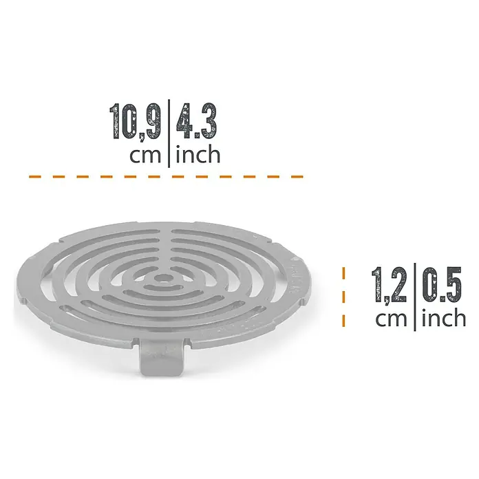 Petromax Grillaufsatz Ataro - Passend für: Petromax Atago Grillplatte, Durchmesser: 10,9 cm - Produktbild eines runden Abflussgitters mit dazugehörigen Abmessungen in cm und Zoll.