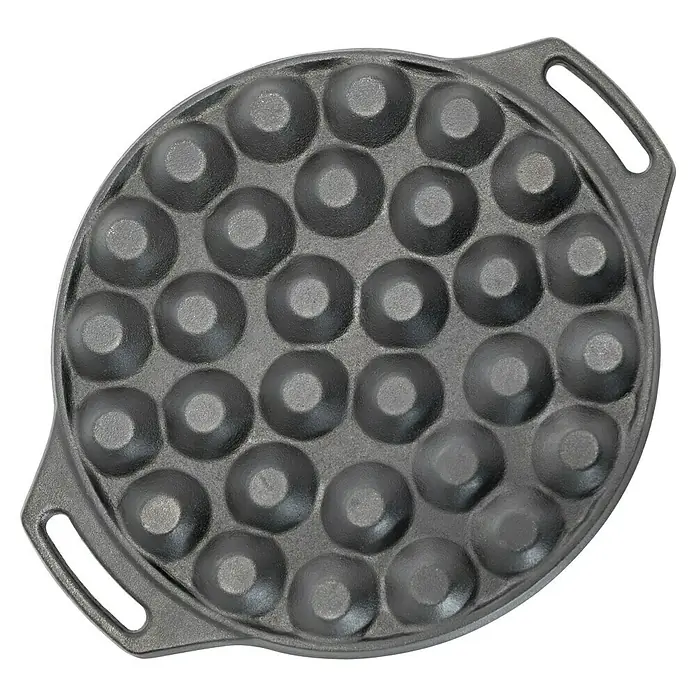 Petromax Backform Poffertjes - Gusseisen, Durchmesser: 30 cm - Luftaufnahme einer runden gusseisernen Poffertjespfanne mit zwei Griffen und 29 Mulden.