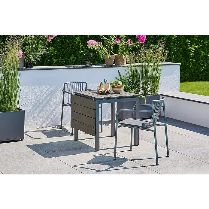 Sunfun Sarah Stapelsessel - Stapelbar, Night-Grey, B x T x H: 59 x 80 x 57 cm - Gartenset mit einem ausziehbaren Tisch und zwei Stühlen auf einer Terrasse. Ideal für kleine Außenbereiche und entspannte Momente im Freien.