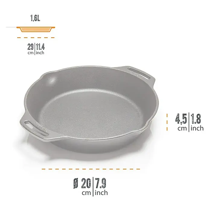 Petromax Grillpfanne - Durchmesser: 20,1 cm - 25 cm, Gusseisen - Abbildung einer gusseisernen Servierpfanne mit Griffen und Größenangaben.