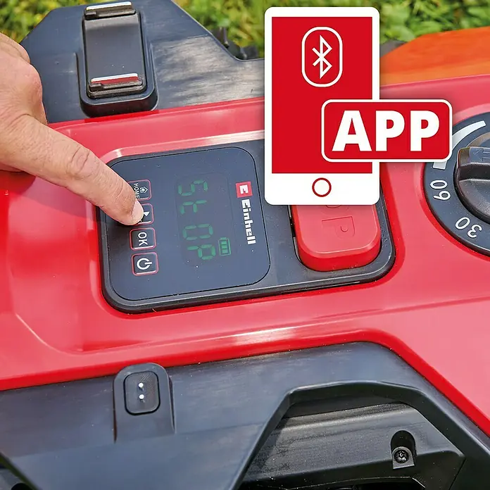 Einhell Power X-Change 18V Mähroboter Freelexo 500 - 500 m², Schnittbreite: 18 cm, Induktionsgestützte Navigation, Begrenzungskabel - Detailaufnahme eines Einhell-Produkts mit Display und Bedienelementen, das über eine App per Bluetooth gesteuert wird.