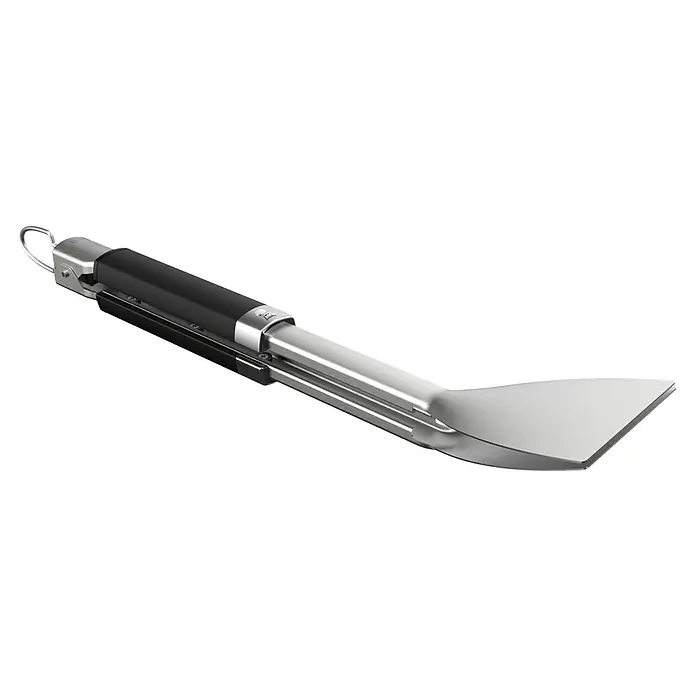 Weber Grillzange - Länge: 40 cm - Abgebildet ist ein Detail einer Polsterdüse mit Metalleinsatz und schwarzem Griff. Sie ist ideal für eine gründliche Reinigung von Textilien und Polstern.