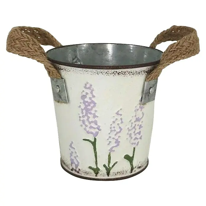 A.H.G. Übertopf Lavendel - 0,5 l, Ø x H: 10,5 x 10 cm - Dekorativer Metalleimer mit Lavendelblütenmuster und rustikalen Seilgriffen, ideal als Übertopf oder zur Dekoration im Landhausstil.