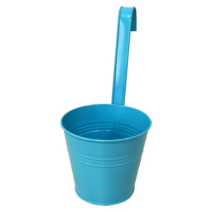 A.H.G. Pflanztopf - Ø x H: 12 x 11 cm, Metall, Türkis - Türkisblauer Hängetopf aus Metall mit integriertem Haken zur einfachen Befestigung, ideal für Balkon oder Garten, um Pflanzen stilvoll zu präsentieren.