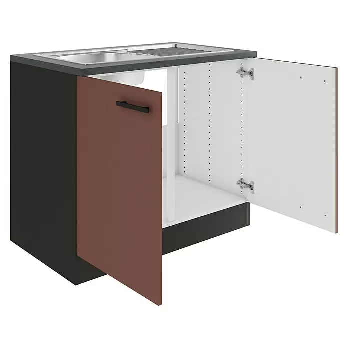 Optifit Nizza407 Spülenunterschrank - 60 x 100 x 84,8 cm, Rostrot - Dunkelgrauer Küchenunterschrank mit dunkelbrauner Tür, schwarzem Griff, grauer Arbeitsplatte und Edelstahlspüle. Türen offenbaren weißes Inneres.