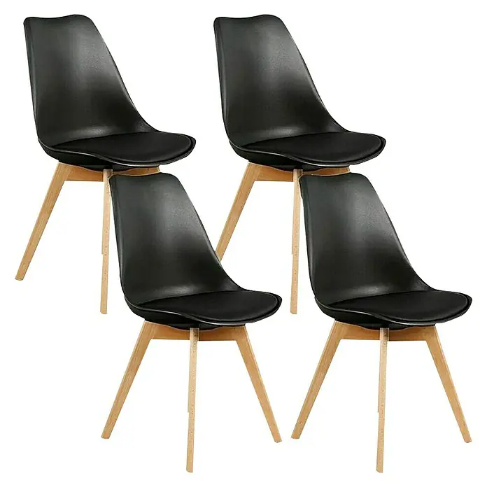 Silla Copenhague - Negro, 4 pzs. - Cuatro sillas de comedor negras con patas de madera clara. El elegante juego de sillas es ideal para comedores y cocinas.