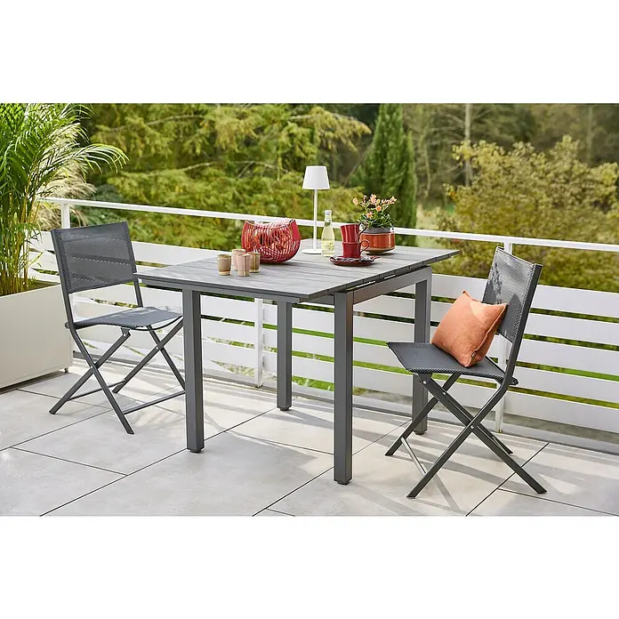 Sunfun Balkonmöbel-Set Maja - 3 -tlg., Night-Grey, Tisch (LxBxH): 75 x 74,5 x 75 cm, Stuhl (BxHxT): 52 x 81 x 46 cm - Gartentisch-Set mit zwei Klappstühlen auf einer Terrasse, ideal für kleine Balkone und gemütliche Mahlzeiten im Freien.