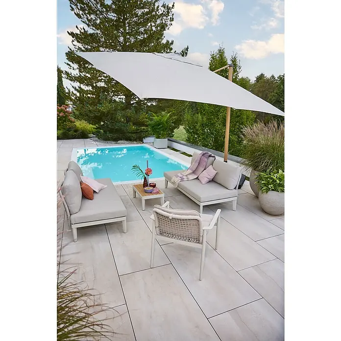 Sunfun Loungemöbel-Set Solo Rope/Capri - 6 -tlg., Aluminium/Polyrattan/Olefin, Light-Greige - Elegante Gartenlounge am Pool mit Sonnenschirm. Die hellen Möbel und der einladende Poolbereich schaffen eine entspannende Atmosphäre im Freien.