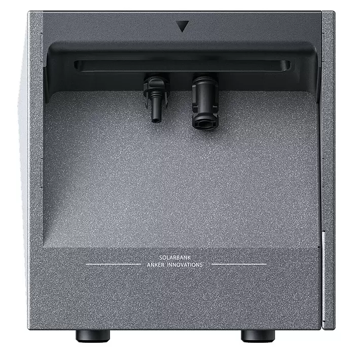 Anker Solix Solarbank E1600 Solarstromspeicher - 0% MwSt. gem. § 12 Abs. 3 UStG - Nennleistung: 1.600 W, Passend für: Balkonkraftwerke - Dunkelgraue, texturierte Anker Solarbank mit zwei Solarkonnektoren oben.
