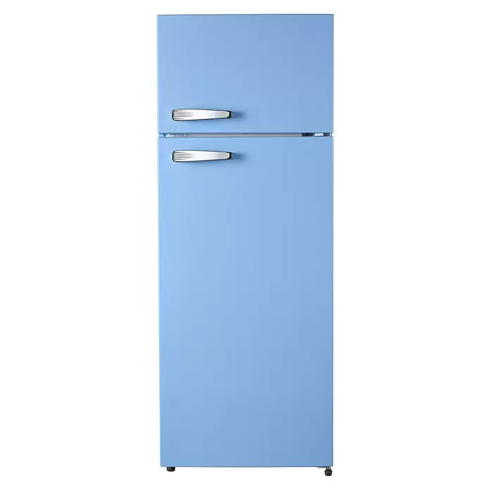 PKM Kühl-Gefrierkombination GK210 2 LB - Nutzinhalt Gesamt: 206 l, 54,5 x 54 x 143 cm, Hellblau - Blauer Retro-Zweitürer-Kühlschrank mit Chromgriffen.