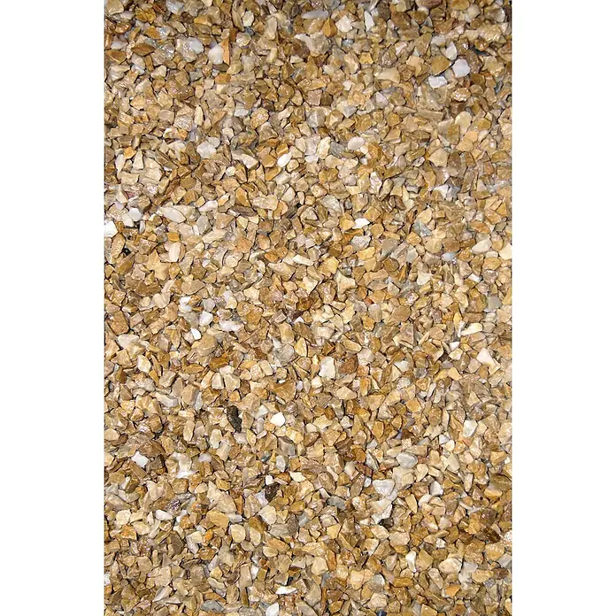 Min2C Mulch Mineralisch - Gelb, Körnung: 8 mm - 16 mm, 25 kg - Nahaufnahme von dekorativem gelb-braunem Ziersplitt, ideal für Gartenwege und zur Verschönerung von Außenbereichen.