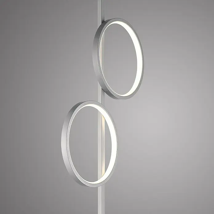 Just Light Ritus Lámpara de pie LED - Altura: 151 cm, Plata, Blanco cálido - Primer plano de una lámpara de pie moderna con dos pantallas circulares plateadas que emiten una luz cálida y suave.