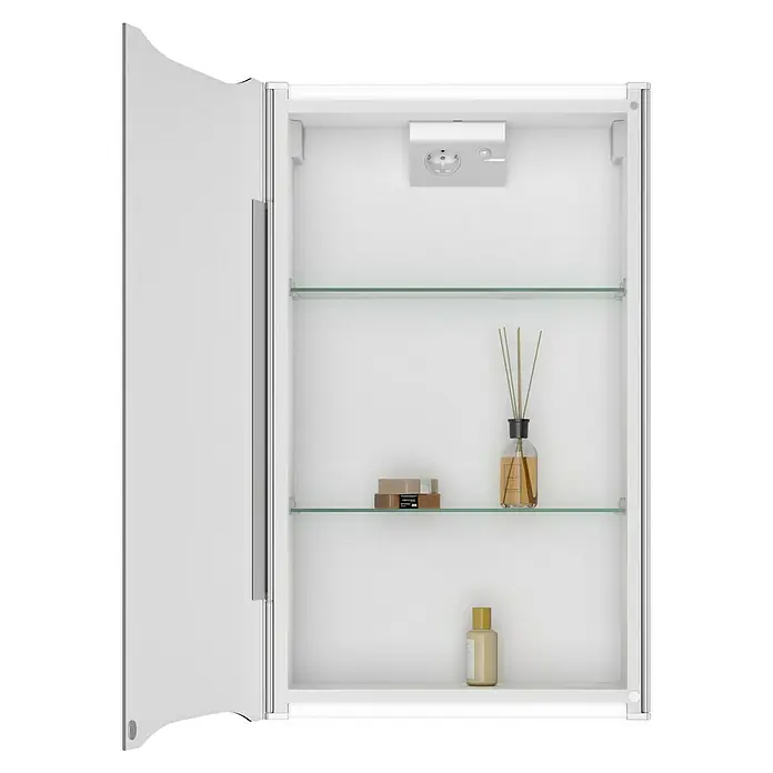 Jokey LED-Spiegelschrank Saron - B x H: 44,6 x 73,8 cm, Holz, Weiß - Abbildung eines weißen Spiegelschranks mit Regalen und Steckdose. Das Design ist modern und funktional mit ausreichend Stauraum.