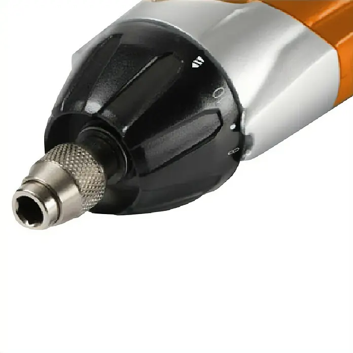 Toolson PRO Atornillador de batería ASX 3600 - 3,6 V, 1 batería, 1,3 Ah, 29 Nm - Primer plano de un atornillador inalámbrico con portabrocas de cambio rápido para un trabajo preciso. Ideal para aficionados al bricolaje y profesionales.