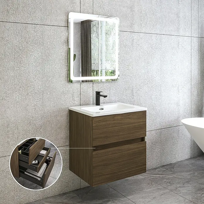 Disbain Conjunto de mueble de baño Kuntur - Ancho: 60 cm, Nogal italiano, 3 pzs. - Un mueble de baño con cajones de madera y un espejo iluminado moderno colgado en la pared.