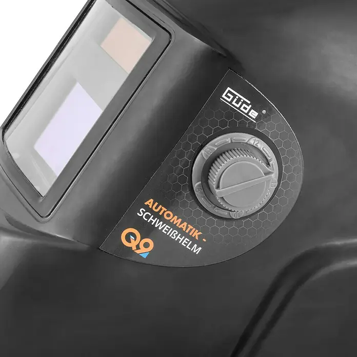 Güde Schweißhelm GSH-TC-2 - Universal - Detailansicht eines Güde Automatik-Schweißhelms Q9 mit Einstellknopf und Sichtfenster für präzise Schweißarbeiten.